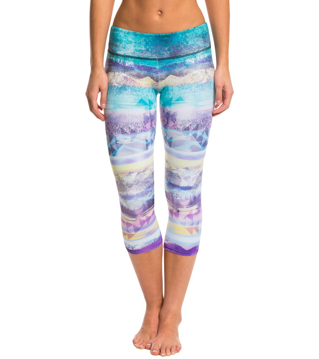 Onzie Graphic Yoga Capri Pants