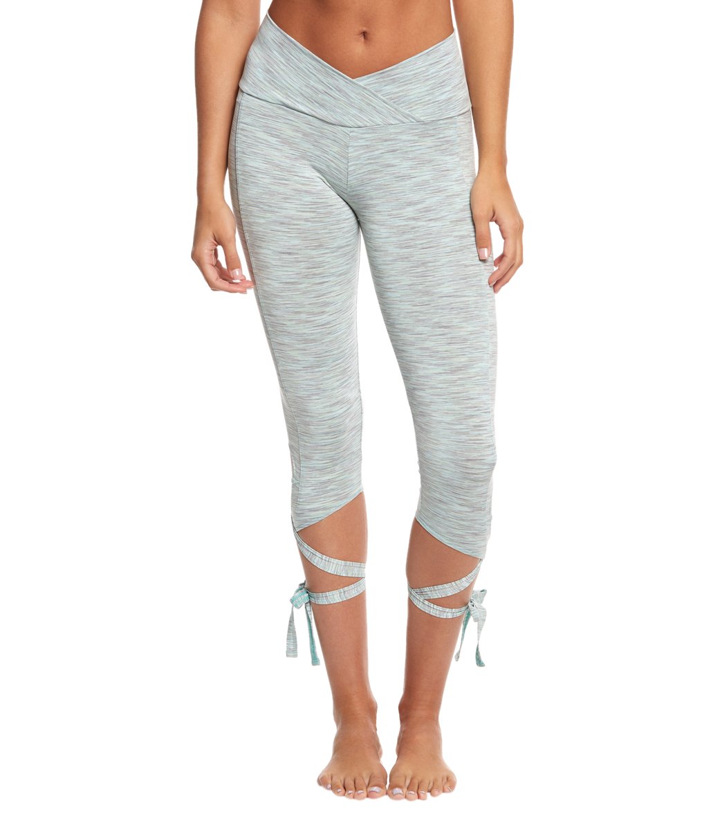 Onzie Ballerina Yoga Capri Leggings