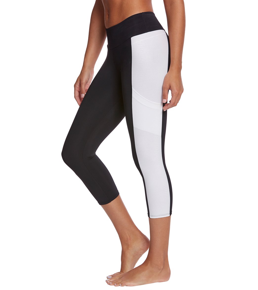 Onzie Yoga Capris With Pockets