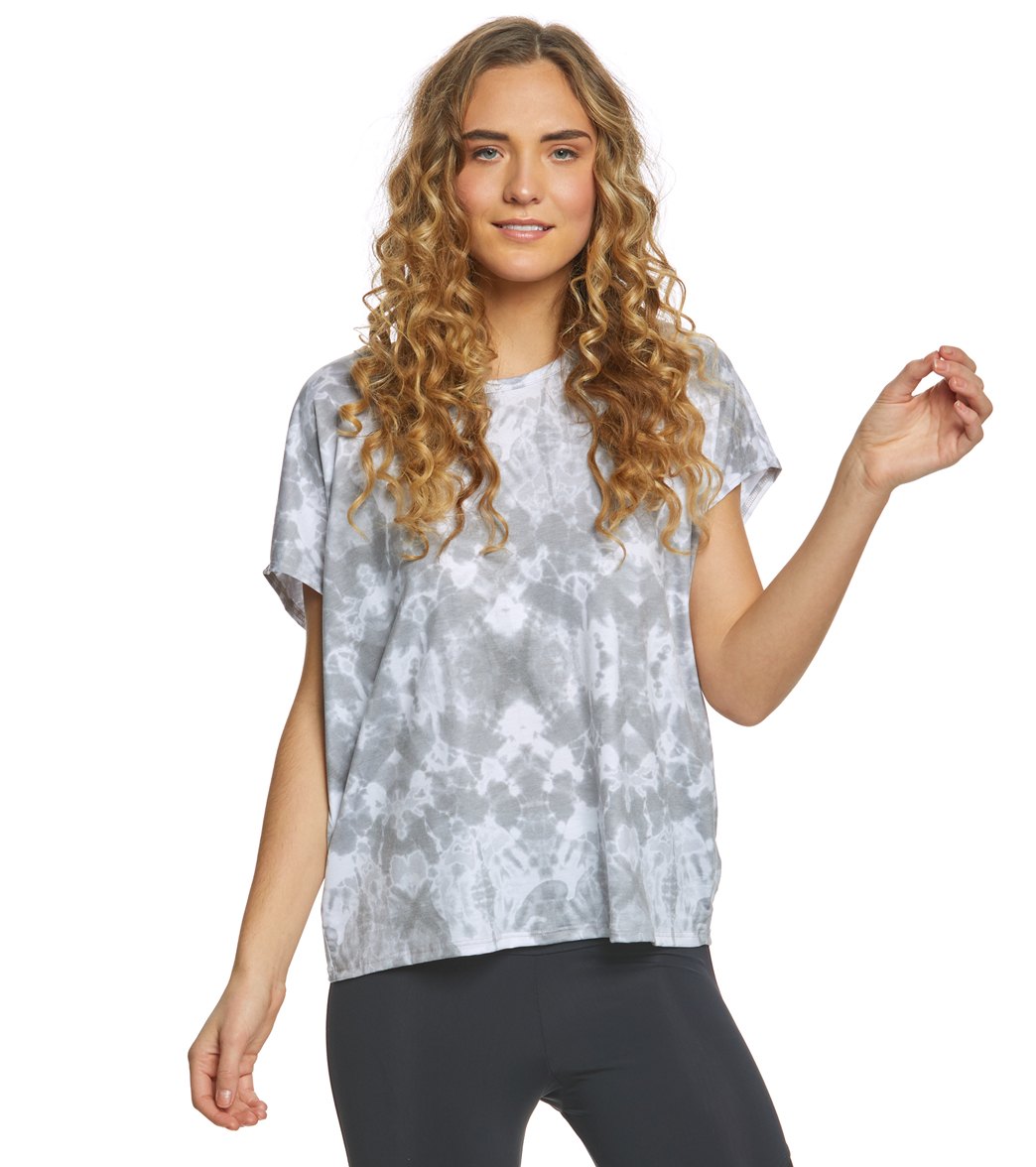 Onzie Drop Back Yoga Short Sleeve Tee